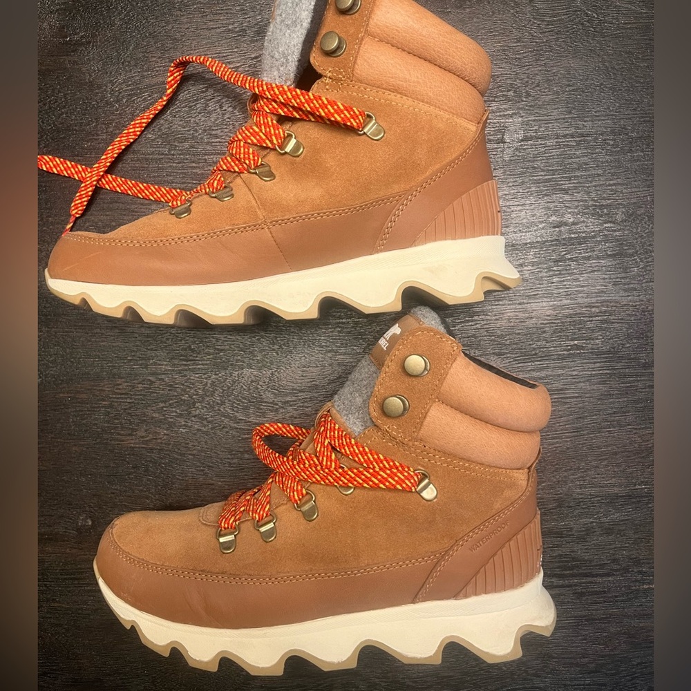 Sorel Kinetic Conquest Winter Boots